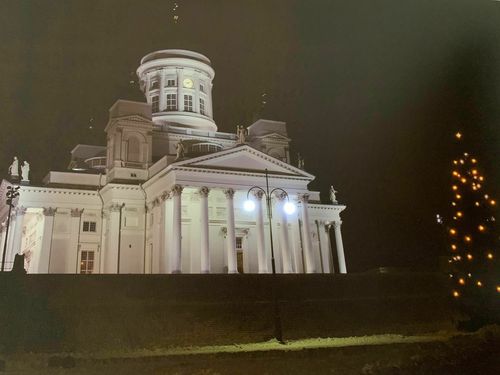 LED-taulu - Helsingin tuomiokirkko